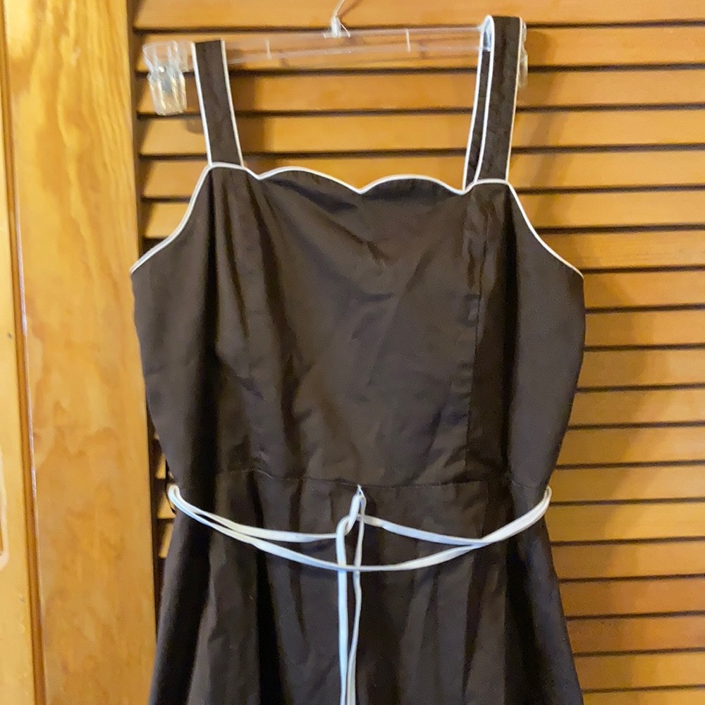 Sized 16 Madison Leigh brown dress